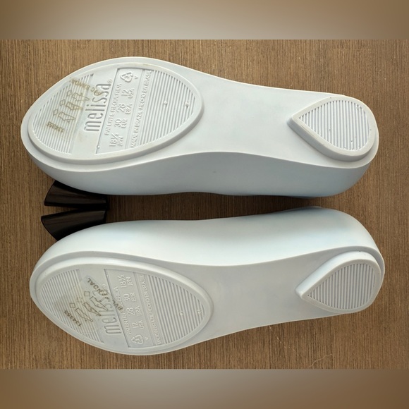 MINI MELISSA -
MEL DREAMED BY MELISSA ALICE IN WONDERLAND SHOES - Picture 9 of 11